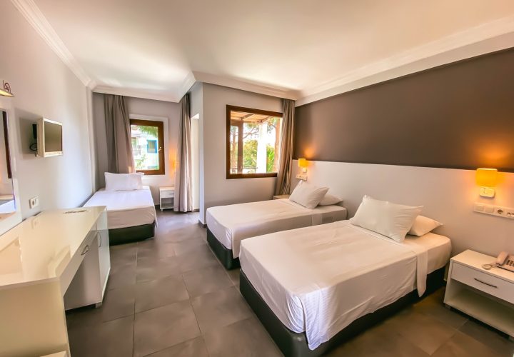 Club Müskebi Hotel Bodrum - Standart Kısmi Deniz Manzaralı Oda